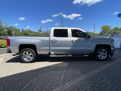 Used 2018 Chevrolet Silverado 1500 LTZ w/ Max Trailering Package AWD/4WD image 6