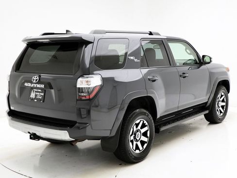 Used 2024 Toyota 4Runner TRD Off-Road Premium image 9