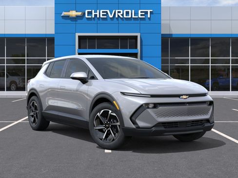 New 2026 Chevrolet Equinox EV LT FWD image 31
