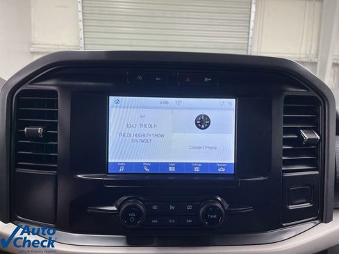 Used 2021 Ford F150 XLT image 11