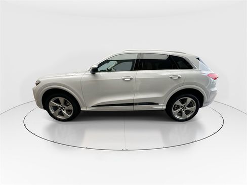 New 2025 Audi Q5 Premium Plus image 5