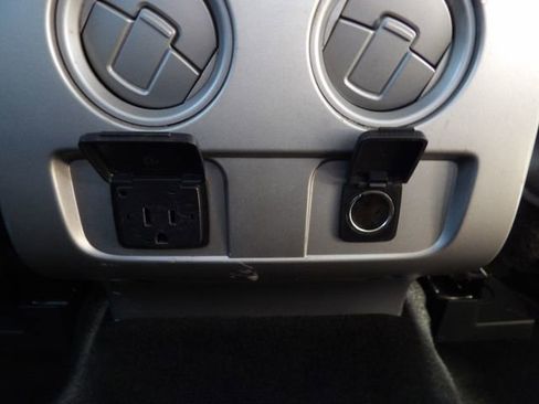 Used 2014 Ford F150 Platinum AWD/4WD image 12