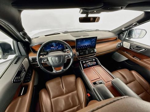 Used 2022 Lincoln Navigator L Reserve AWD/4WD image 24