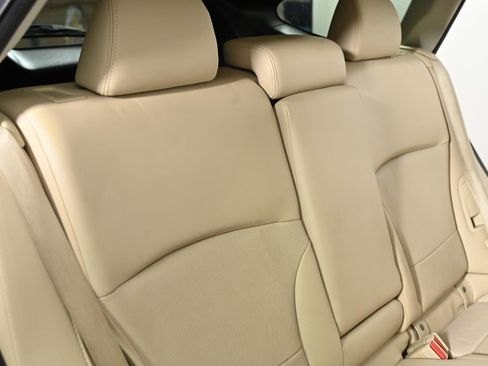 Used 2016 Subaru Outback 2.5i Limited image 24