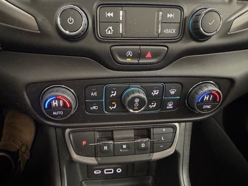 Used 2023 GMC Terrain AT4 w/ Infotainment Package II AWD/4WD image 21