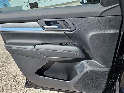 New 2026 GMC Terrain Elevation image 13