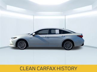 Used 2021 Toyota Avalon Limited video 2