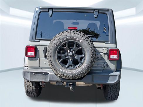 Used 2021 Jeep Wrangler Sport AWD/4WD image 5