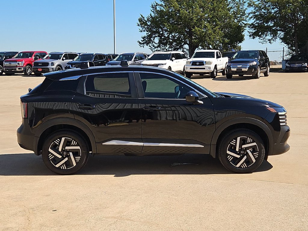 New 2027 Nissan Kicks SV FWD image 3