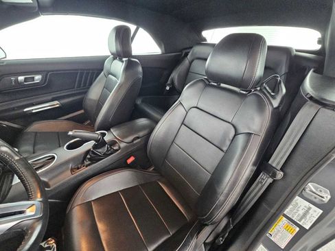 Used 2023 Ford Mustang Premium image 17