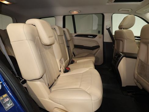 Used 2017 Mercedes-Benz GLS 450 4MATIC image 18