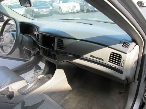 Used 2005 Chevrolet Impala SS w/ Sun And Sound Package image 13