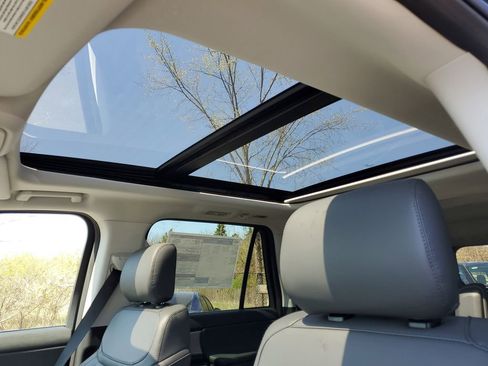 New 2026 Ford Expedition Max Active AWD/4WD image 10