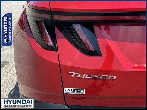 Certified 2023 Hyundai Tucson SEL AWD/4WD image 12