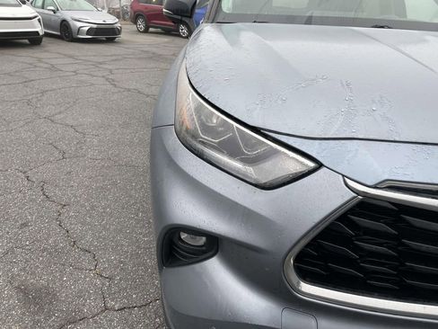 Used 2023 Toyota Highlander Platinum image 20