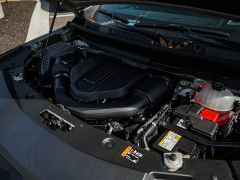 New 2026 Buick Enclave Sport Touring w/ Power Package image 7