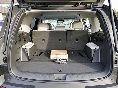 New 2026 Hyundai Santa Fe SEL image 17