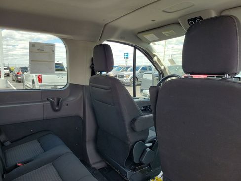 Certified 2023 Ford Transit 350 XLT RWD image 13