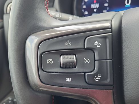 Used 2024 Chevrolet Suburban RST w/ Luxury Package AWD/4WD image 20