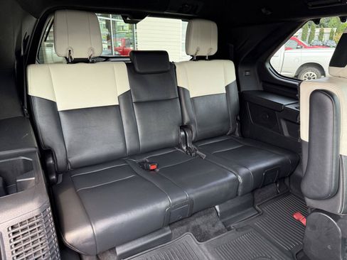 Certified 2023 Toyota Sequoia Capstone AWD/4WD image 30