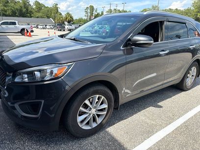 Used 2017 Kia Sorento AWD w/ LX Convenience Package