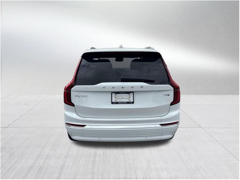 New 2026 Volvo XC90 T8 Ultra image 6