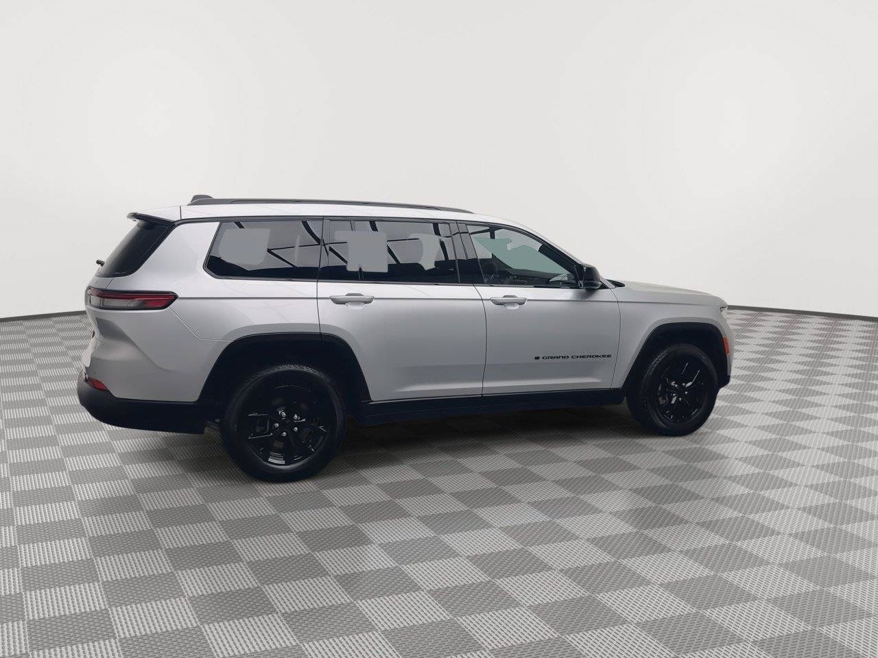 Used 2025 Jeep Grand Cherokee L Altitude AWD/4WD image 41