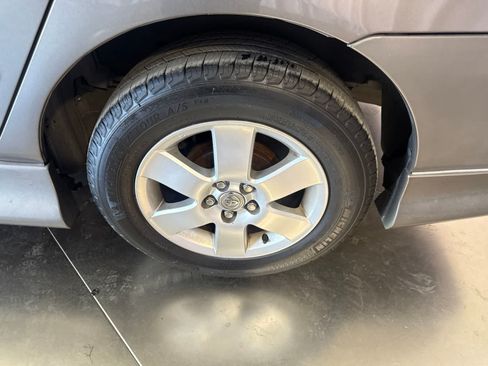 Used 2005 Toyota Corolla S FWD image 10