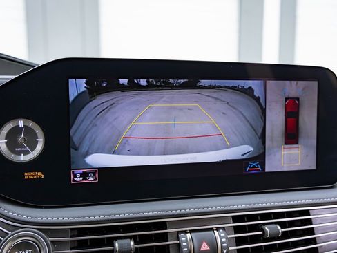 Used 2021 Lexus LS 500 AWD image 15