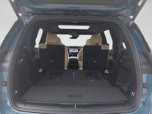 New 2026 Jeep Grand Cherokee L Limited w/ Luxury Tech Group II AWD/4WD image 25