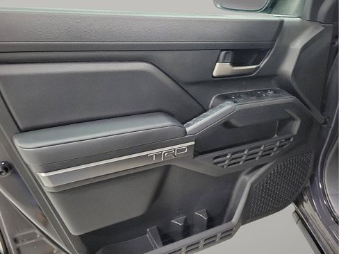 Certified 2025 Toyota Tacoma TRD Sport image 9