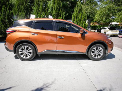 Used 2015 Nissan Murano S w/ Navigation Package AWD/4WD image 11