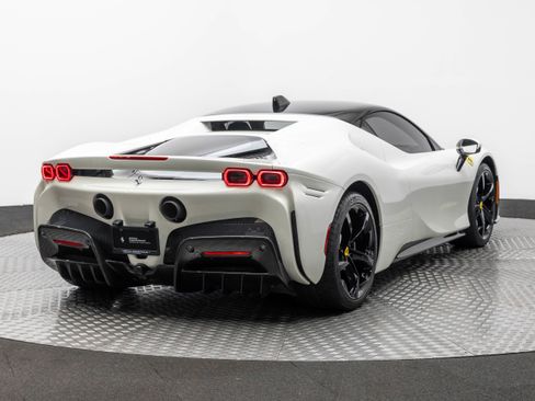 Certified 2024 Ferrari SF90 Stradale image 7