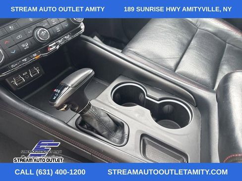 Used 2023 Dodge Durango GT image 34