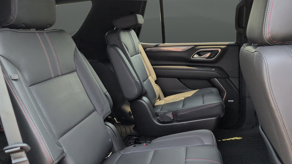 Used 2021 Chevrolet Tahoe RST w/ Luxury Package AWD/4WD image 29