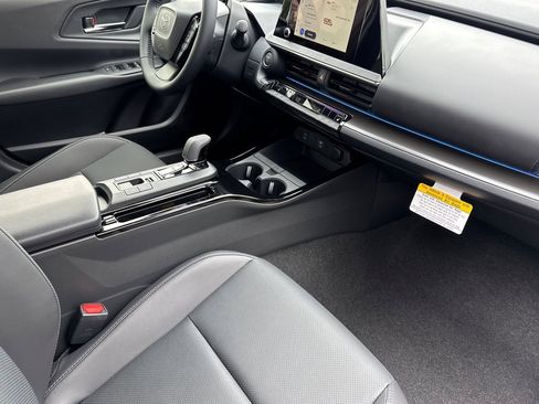 New 2026 Toyota Prius Plug-In Hybrid image 18