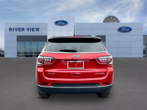 Used 2025 Jeep Compass Limited image 5