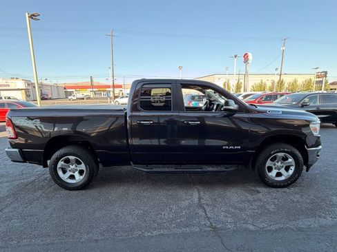 Used 2019 RAM 1500 Big Horn AWD/4WD image 4