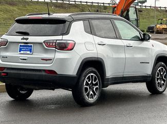 Used 2024 Jeep Compass Trailhawk video 3