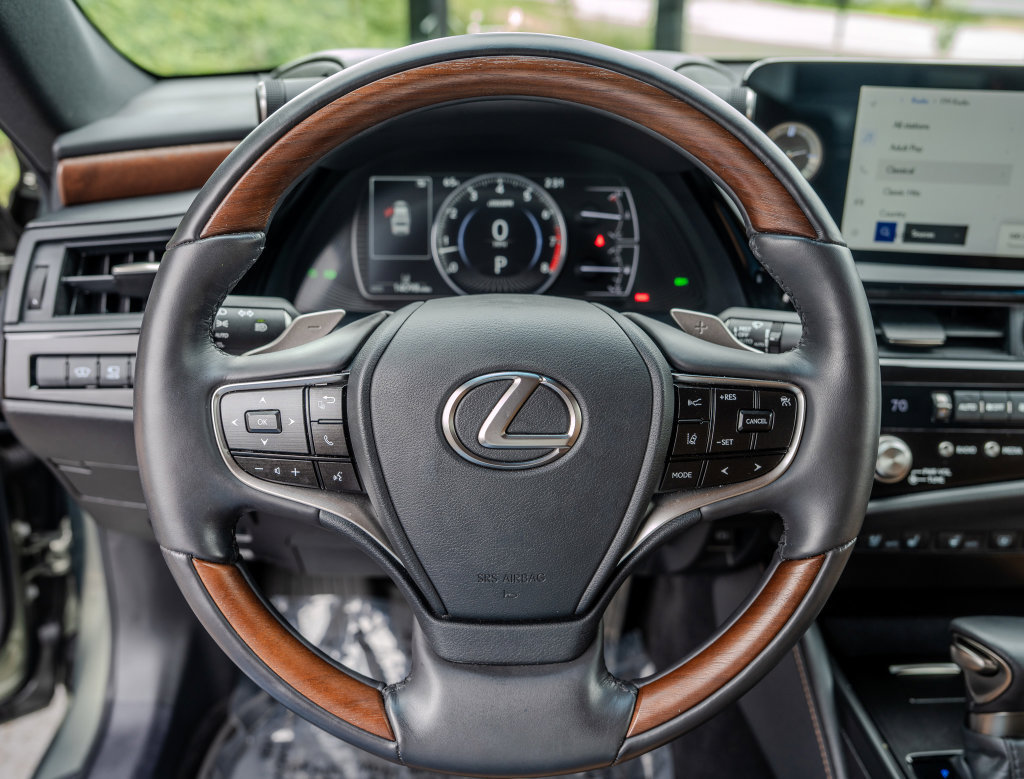 Used 2024 Lexus ES 350 Ultra Luxury w/ Accessory Package (Z1) FWD image 5