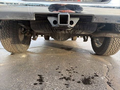 Used 2025 Chevrolet Silverado 1500 LT image 17