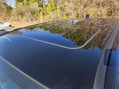 Used 2019 Toyota Tacoma TRD Off-Road image 6