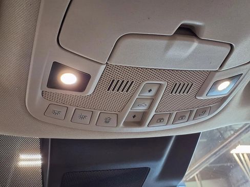 Used 2018 Lincoln Navigator L Reserve w/ Technology Package image 24