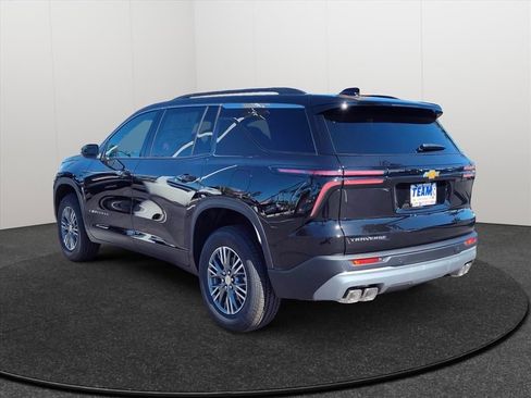 New 2026 Chevrolet Traverse LT w/ LPO, Floor Liner Package FWD image 4
