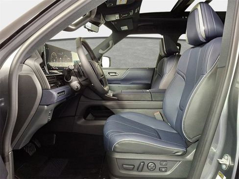 New 2026 INFINITI QX80 4WD w/ Sport Exterior Package image 11