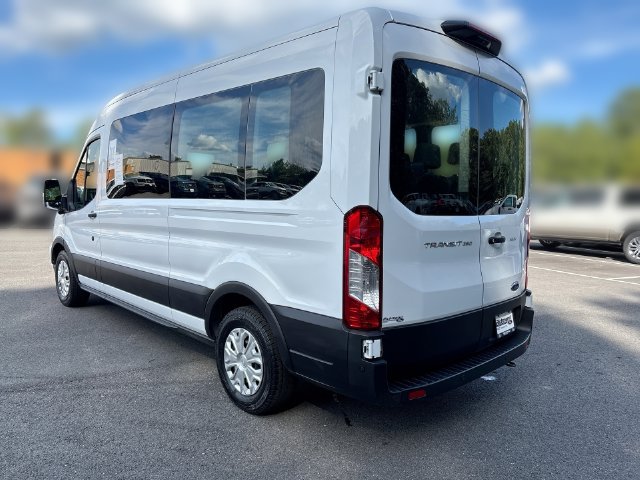 Used 2023 Ford Transit 350 XLT RWD image 6