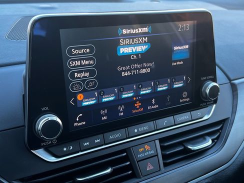 Used 2024 Nissan Altima 2.5 SV image 24