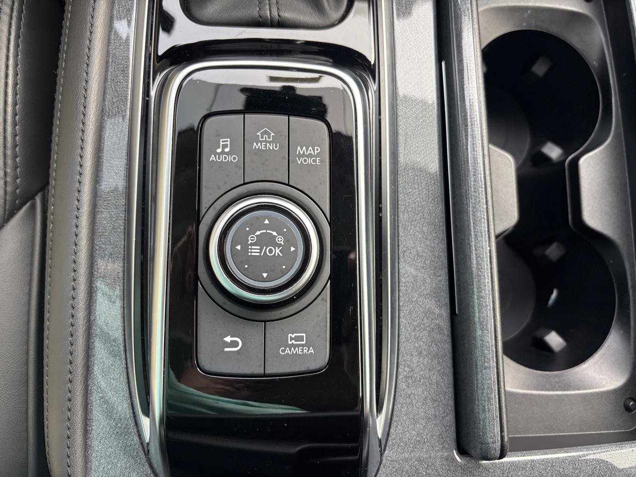 Used 2023 Nissan Armada SV w/ Cargo Package AWD/4WD image 23