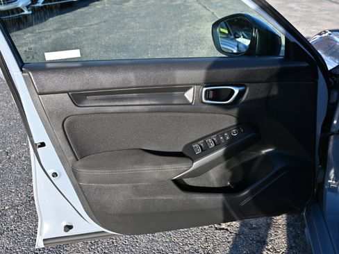 Used 2022 Honda Civic Sport image 18