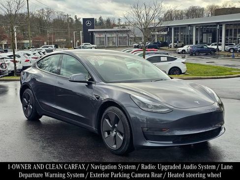 Used 2023 Tesla Model 3 Standard Range image 1